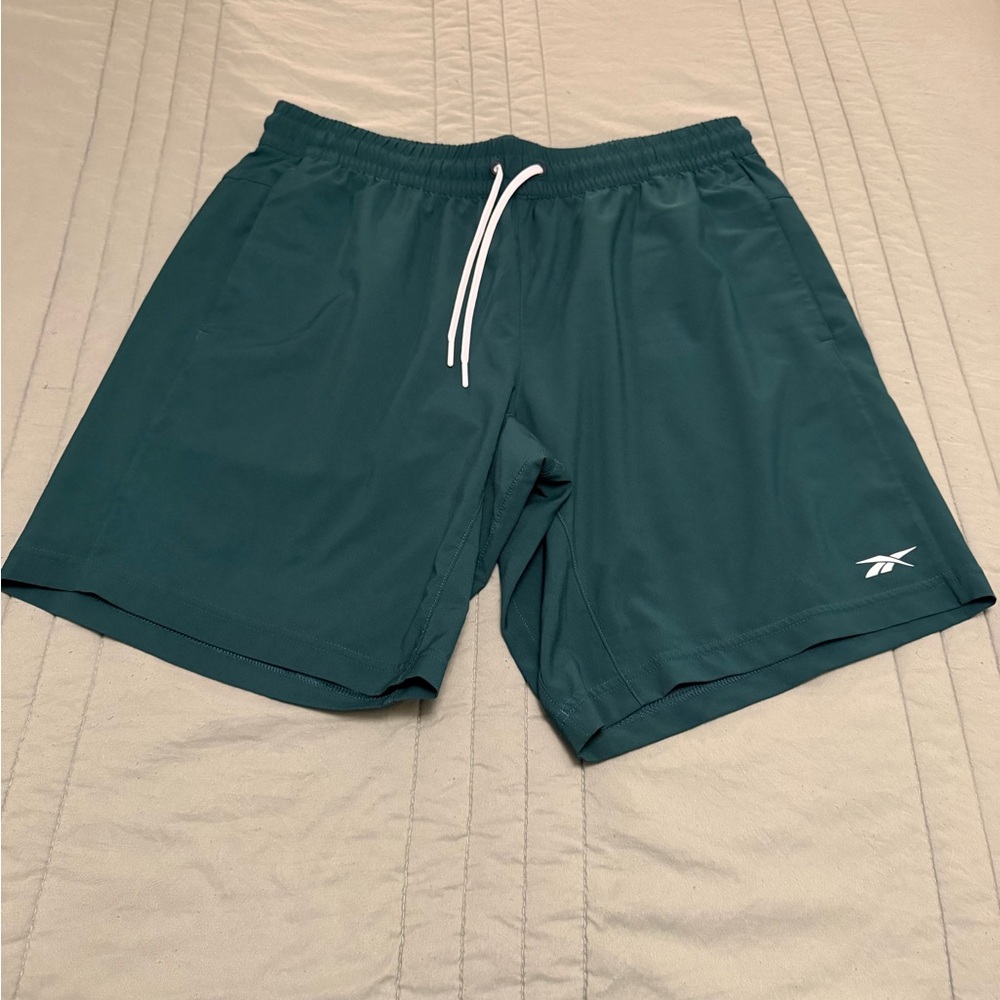 Reebok Active Shorts (Size Large)